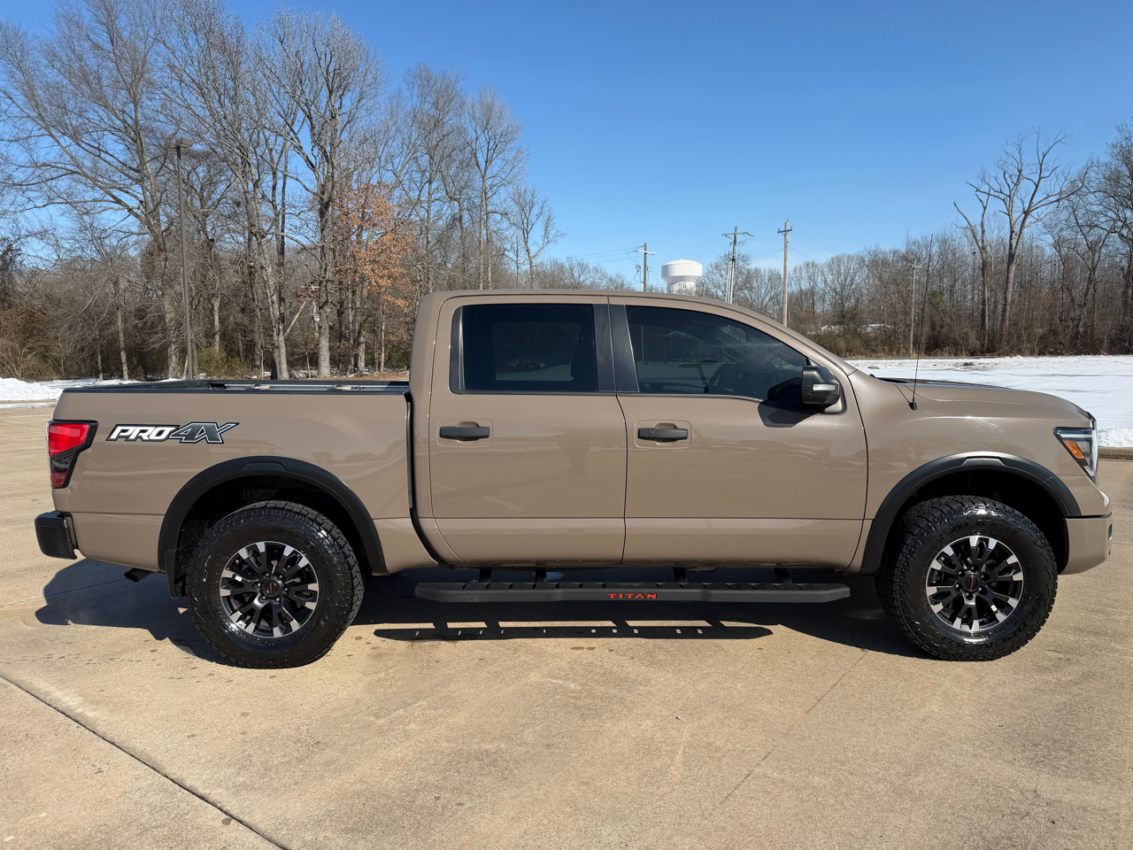 Nissan Titan PRO-4X Crew Cab 4WD 2020