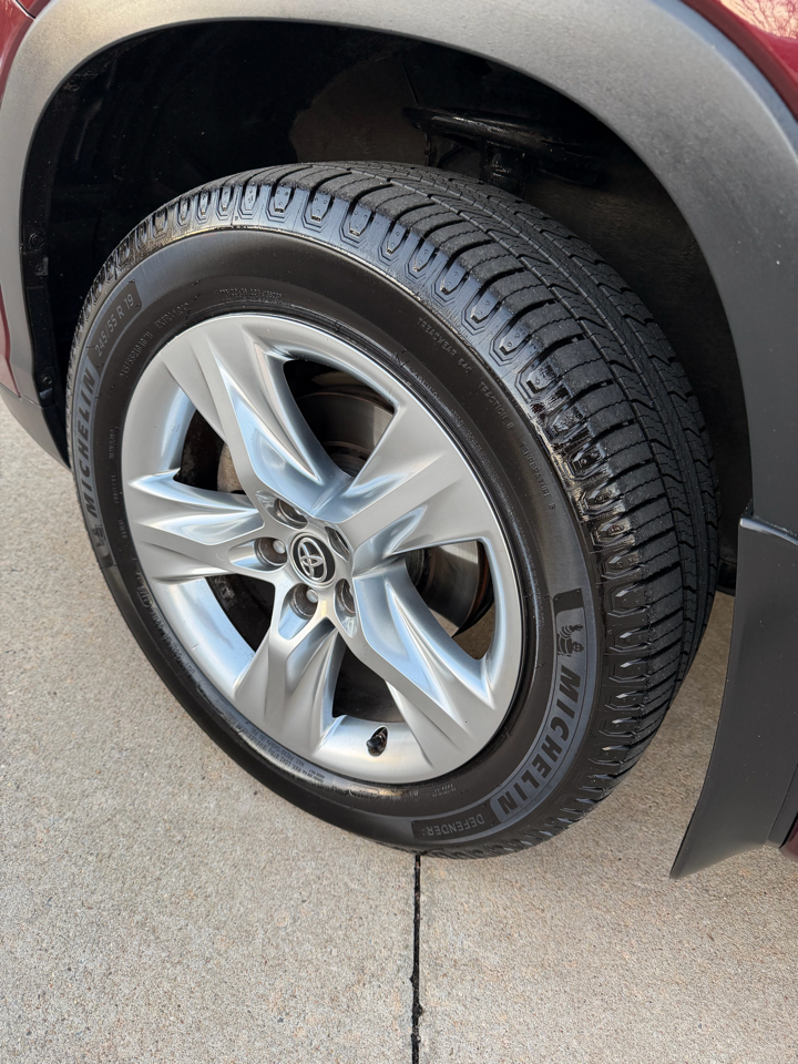 Toyota Highlander XLE FWD V6 2018