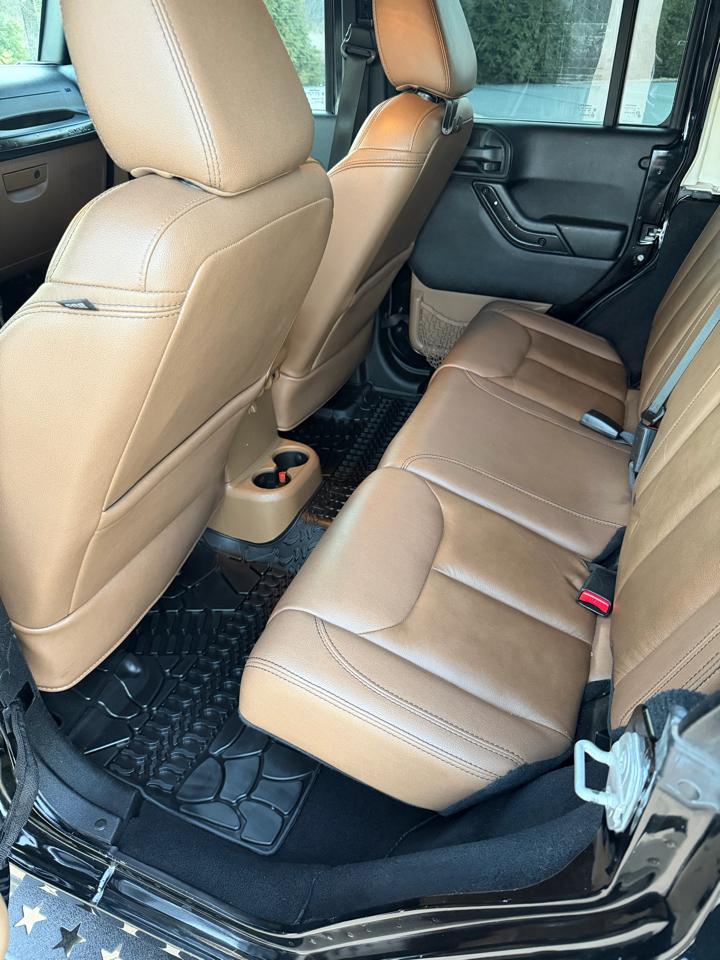 Jeep Wrangler Rubicon 4D SUV 4WD 2015