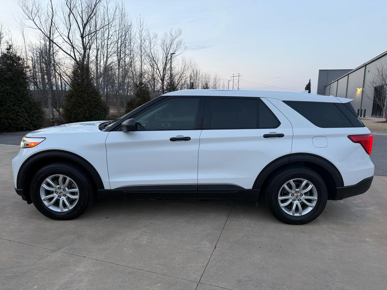 Ford Explorer Base RWD 2020