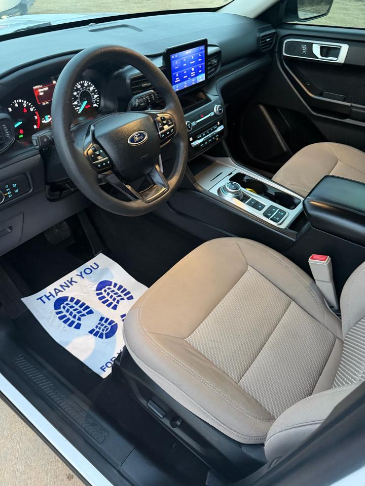 Ford Explorer Base RWD 2020