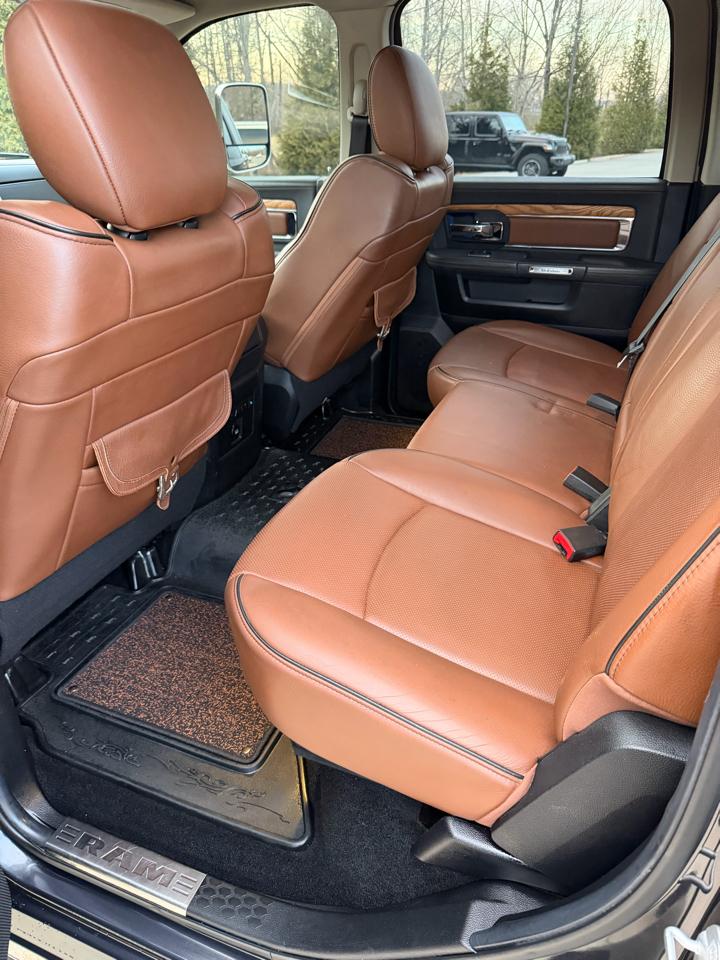 RAM 2500 Laramie Longhorn Crew Cab 4WD 2014