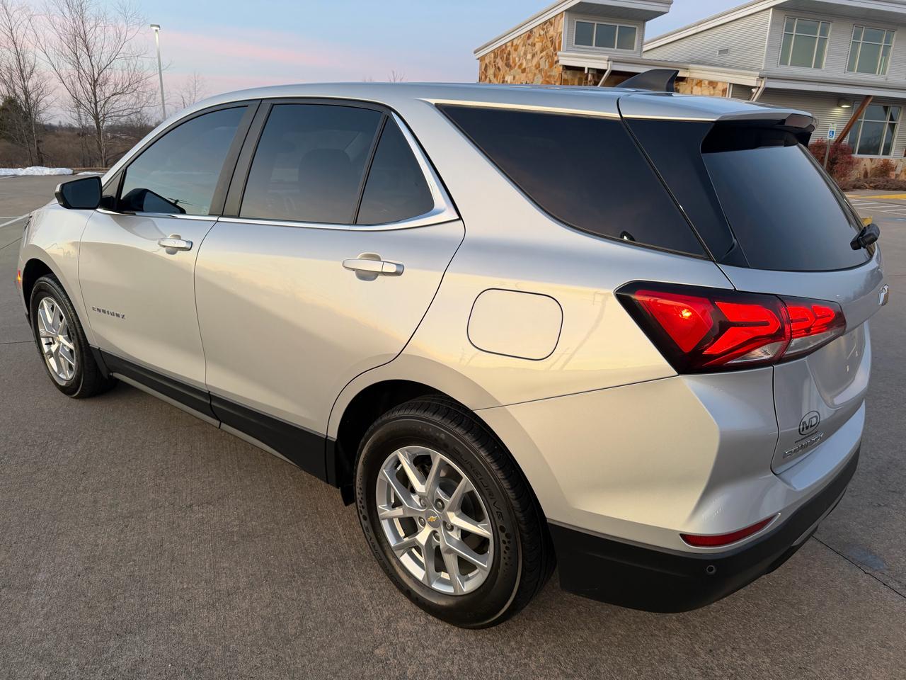 Chevrolet Equinox AWD 4dr LT 2022