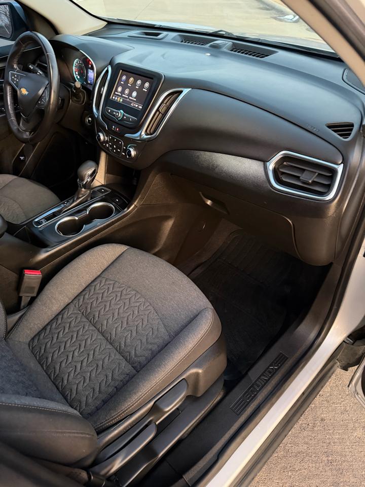 Chevrolet Equinox AWD 4dr LT 2022