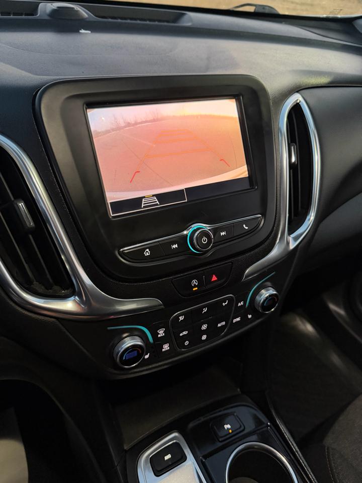 Chevrolet Equinox AWD 4dr LT 2022