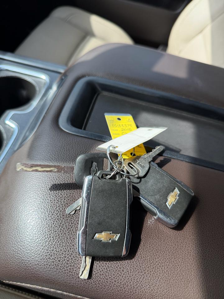 Chevrolet Silverado 1500 LTZ Crew Cab 4WD 2015