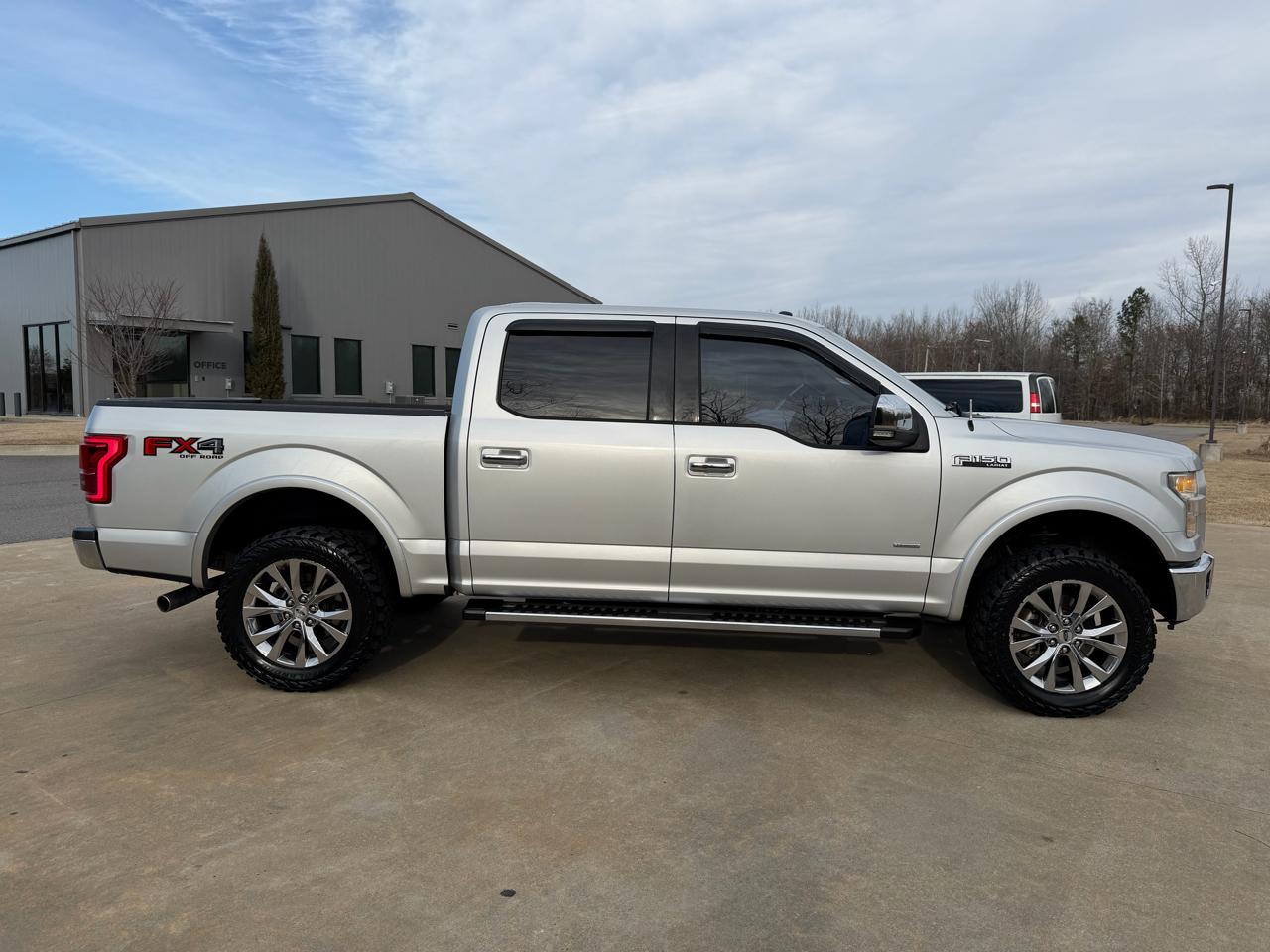 Ford F-150 Lariat SuperCrew 4WD 2017