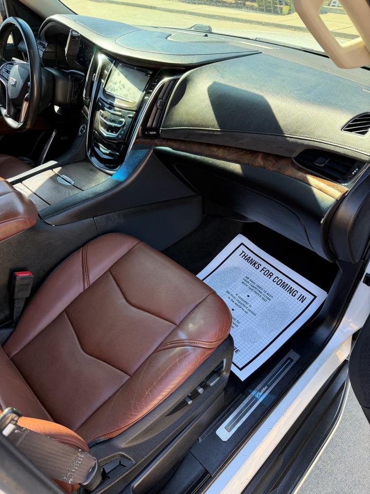 Cadillac Escalade 4WD 4dr Luxury Collection 2016