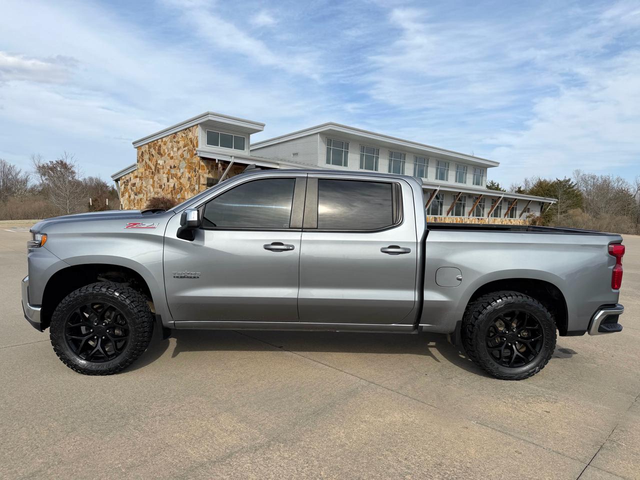 Chevrolet Silverado 1500 LT Z71 Crew Cab 4WD 2020