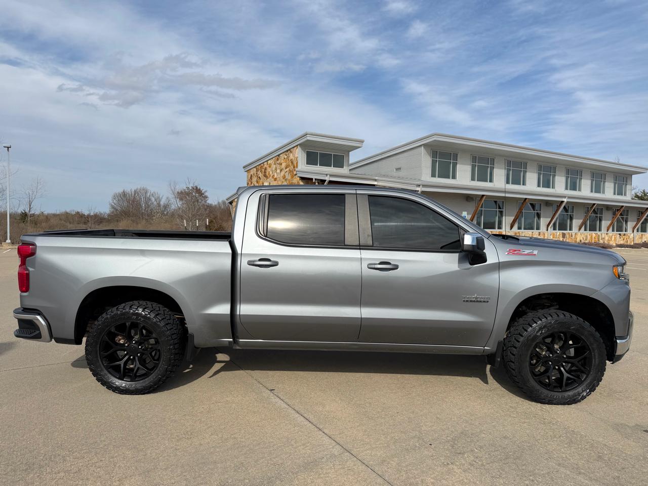 Chevrolet Silverado 1500 LT Z71 Crew Cab 4WD 2020