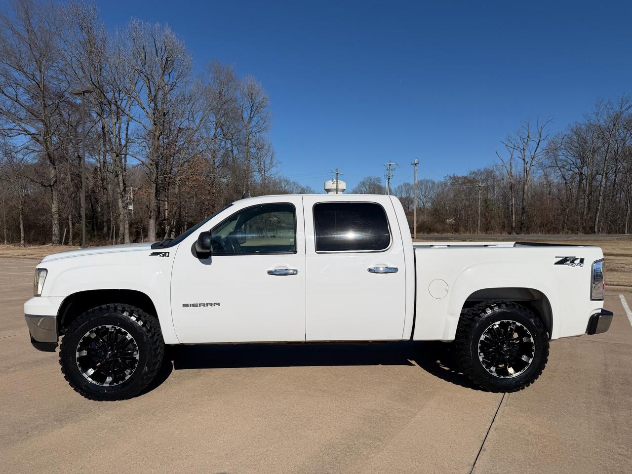 GMC Sierra 1500 SLE Crew Cab 4WD 2010