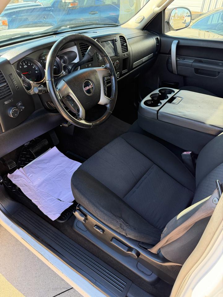 GMC Sierra 1500 SLE Crew Cab 4WD 2010