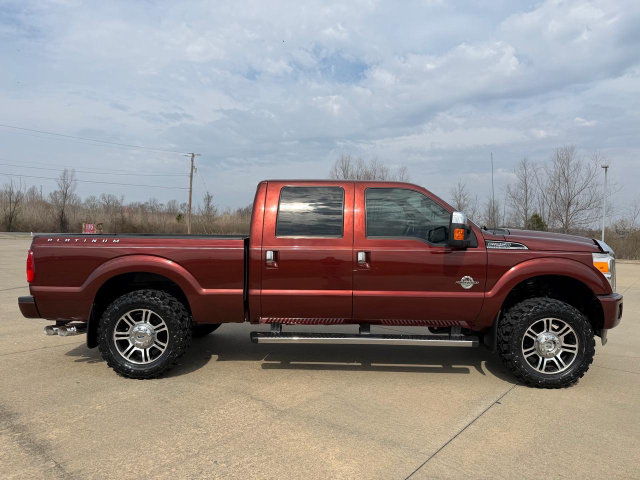 Ford F250SD Platinum Crew Cab 4WD 2016
