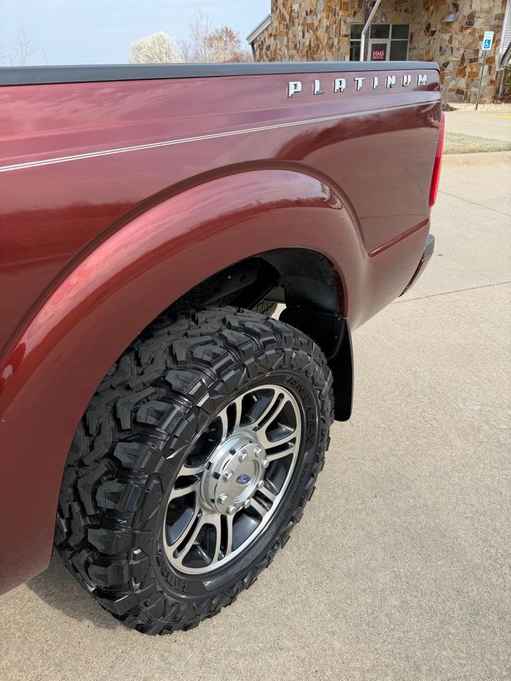 Ford F250SD Platinum Crew Cab 4WD 2016