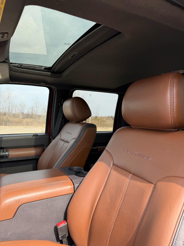 Ford F250SD Platinum Crew Cab 4WD 2016