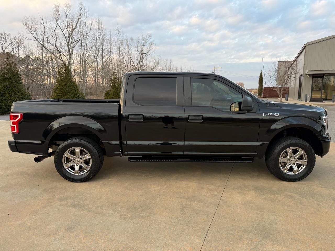 Ford F-150 XL SuperCrew 2WD 2018
