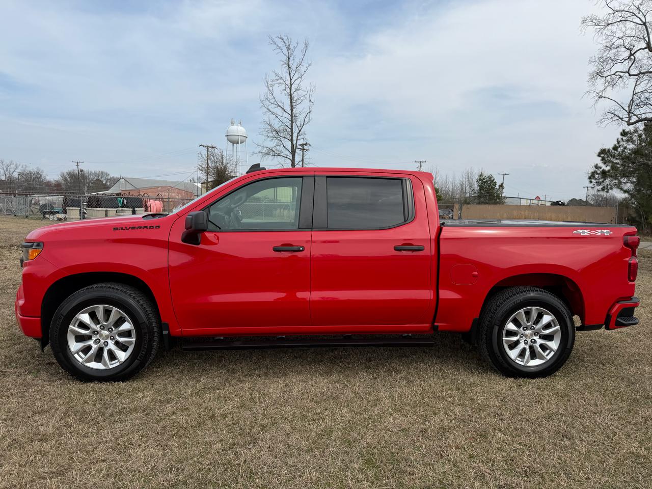 Chevrolet Silverado 1500 Custom Crew Cab 4WD 2022