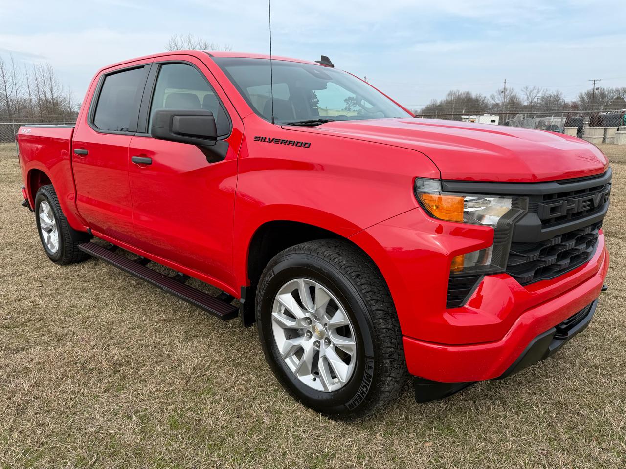 Chevrolet Silverado 1500 Custom Crew Cab 4WD 2022