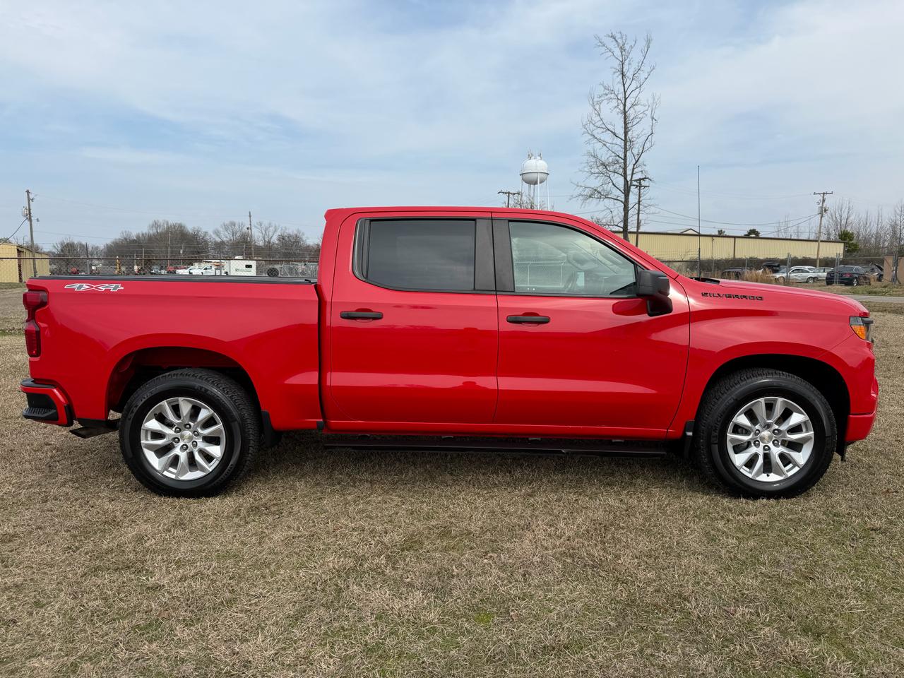 Chevrolet Silverado 1500 Custom Crew Cab 4WD 2022