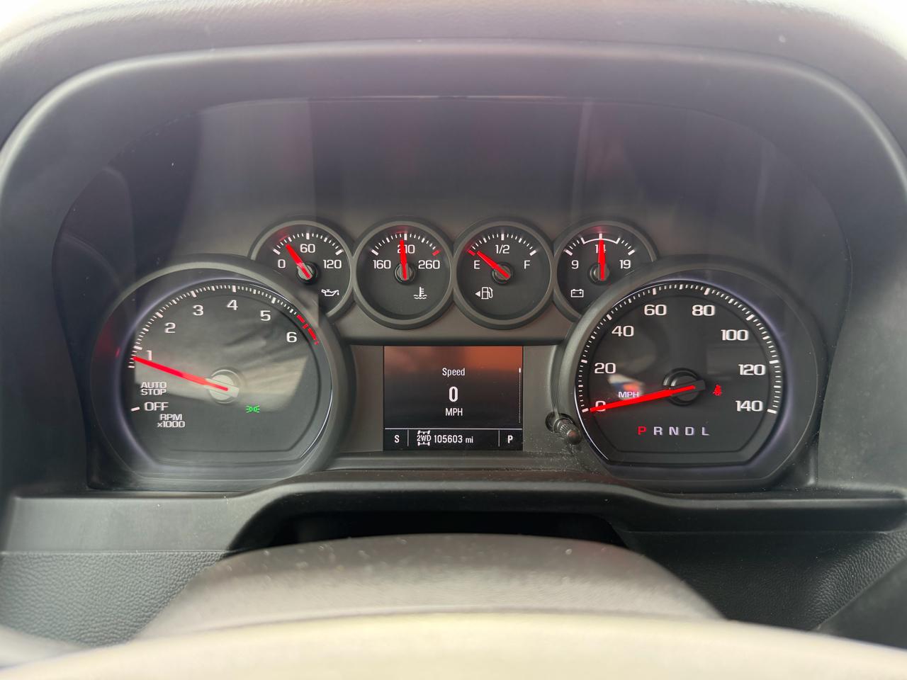 Chevrolet Silverado 1500 Custom Crew Cab 4WD 2022