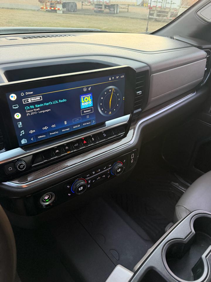 Chevrolet Silverado 1500 LT Z71 Crew Cab 4WD 2022