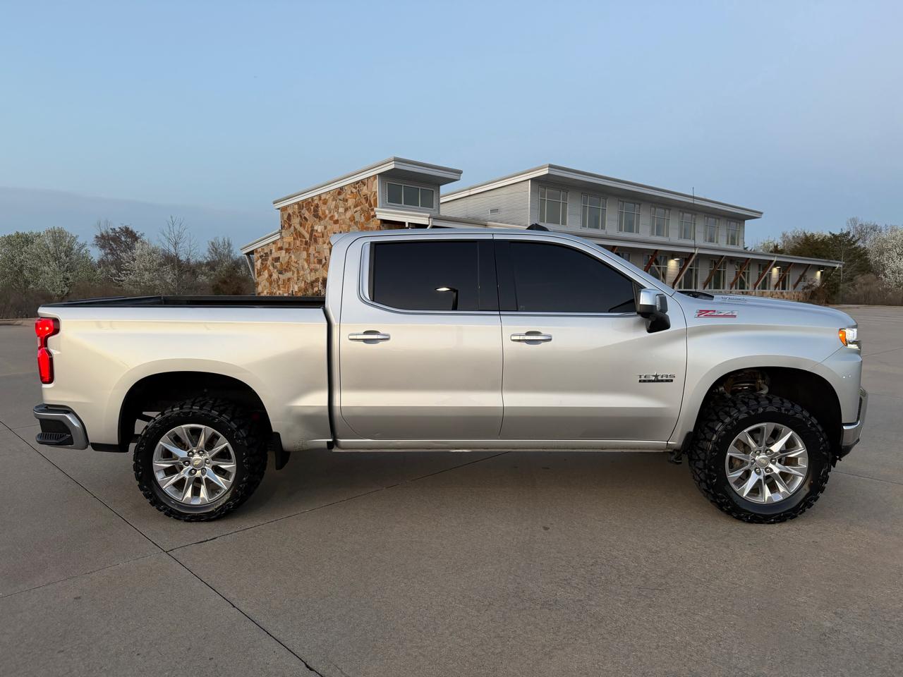 Chevrolet Silverado 1500 LTZ Z71 Crew Cab 4WD 2020