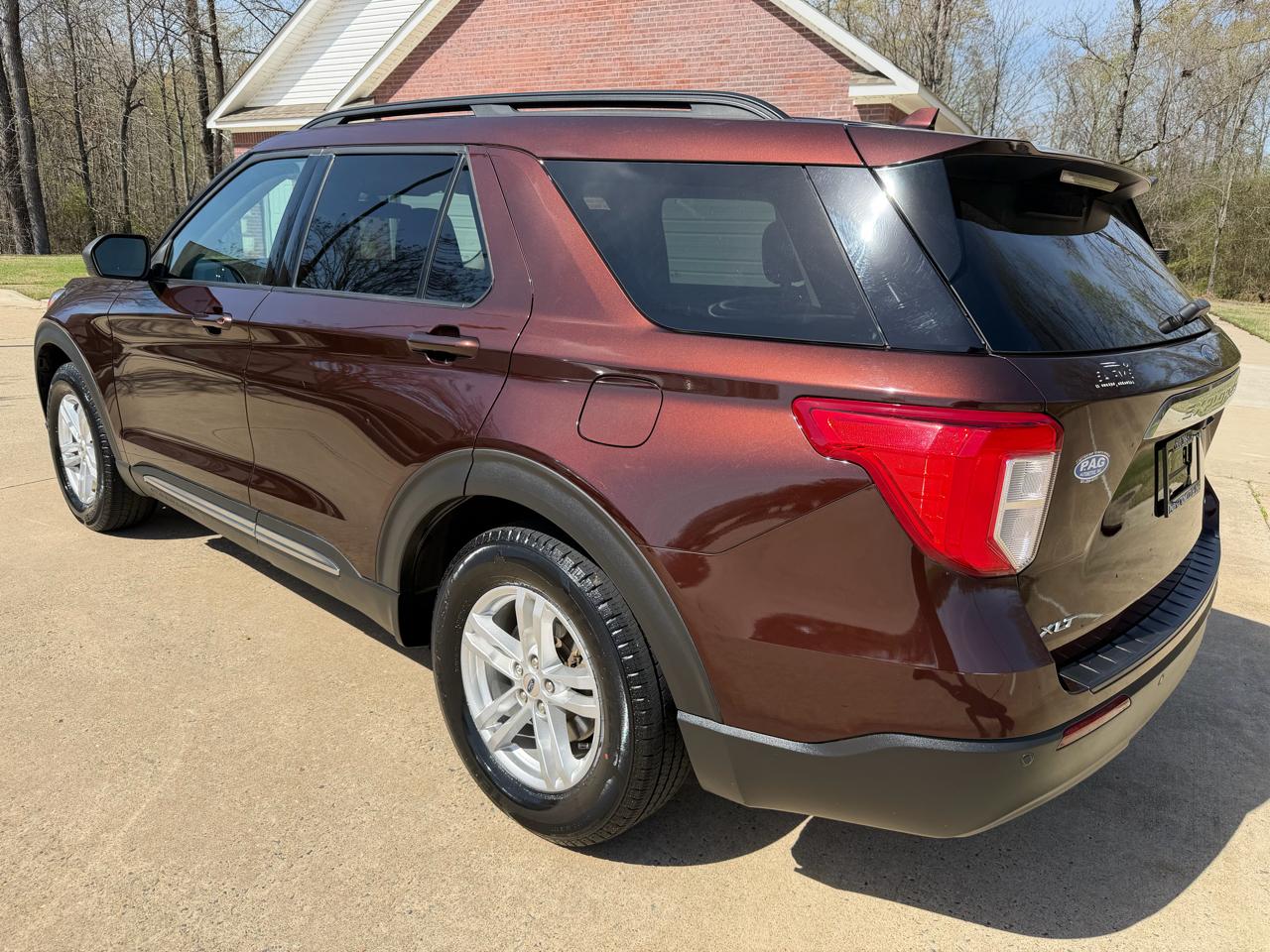 Ford Explorer XLT 4D SUV RWD 2020