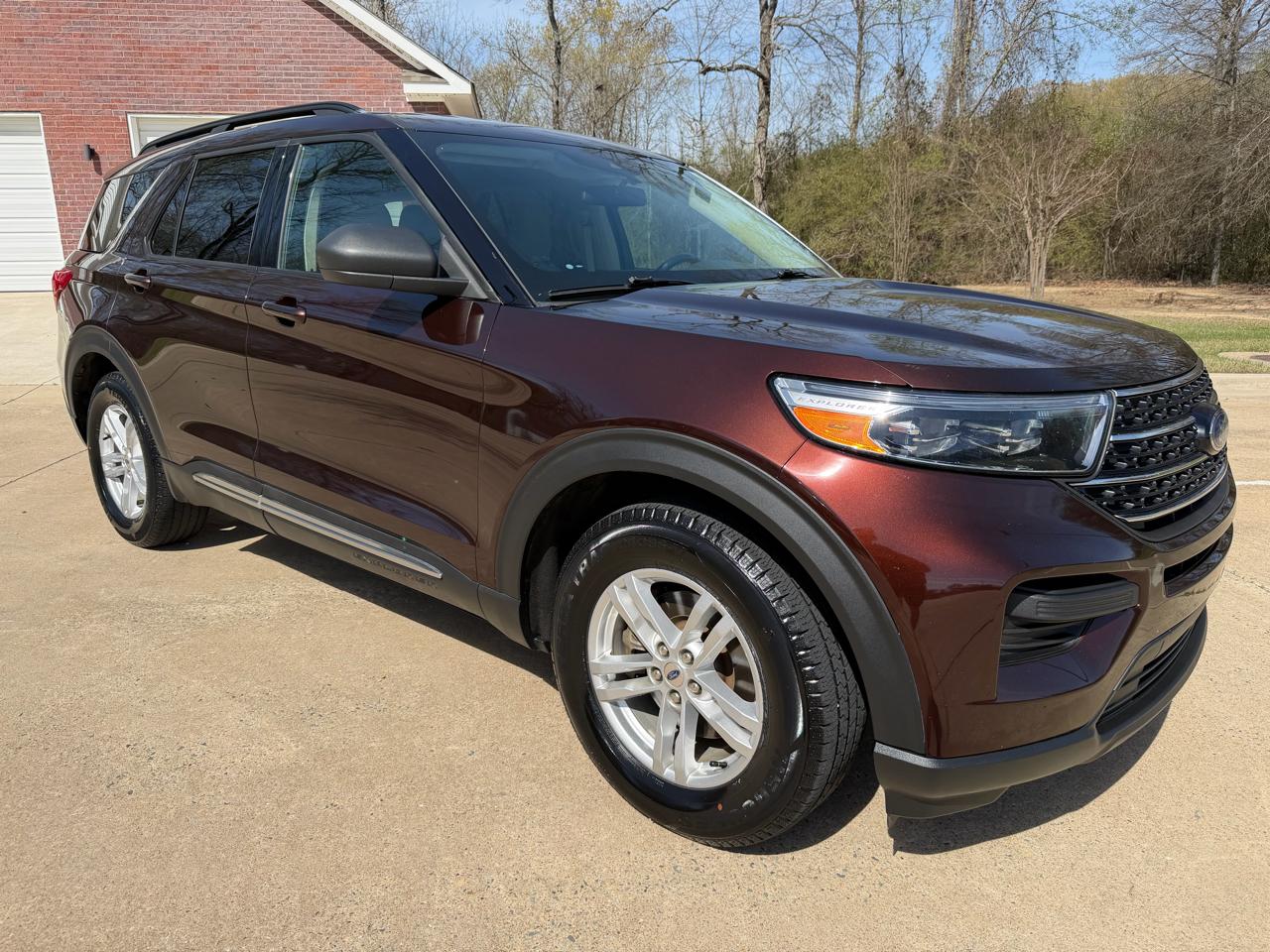 Ford Explorer XLT 4D SUV RWD 2020