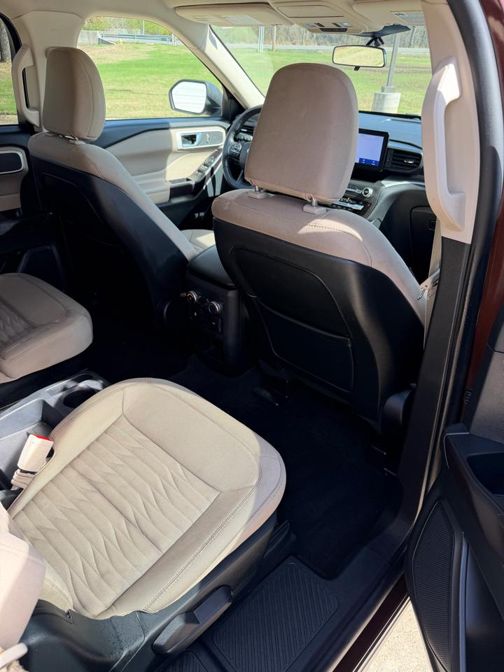 Ford Explorer XLT 4D SUV RWD 2020