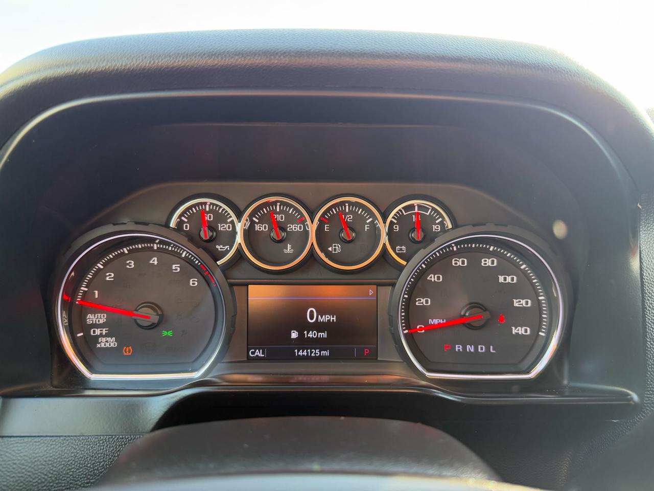 Chevrolet Silverado 1500 LT Crew Cab 2WD 2020