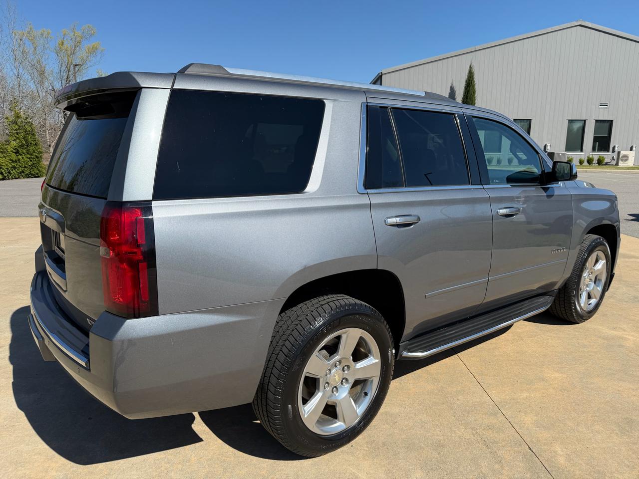 Chevrolet Tahoe Premier 4D SUV RWD 2018