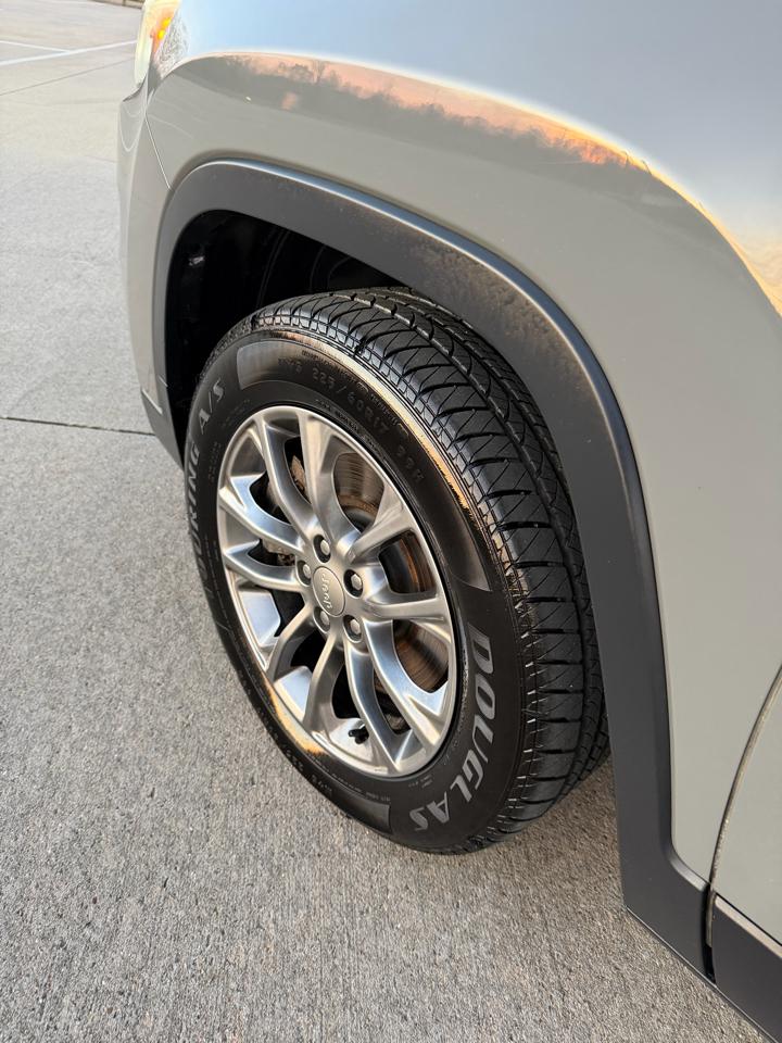 Jeep Cherokee Latitude FWD 2019