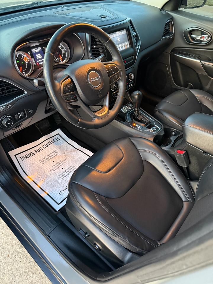 Jeep Cherokee Latitude FWD 2019