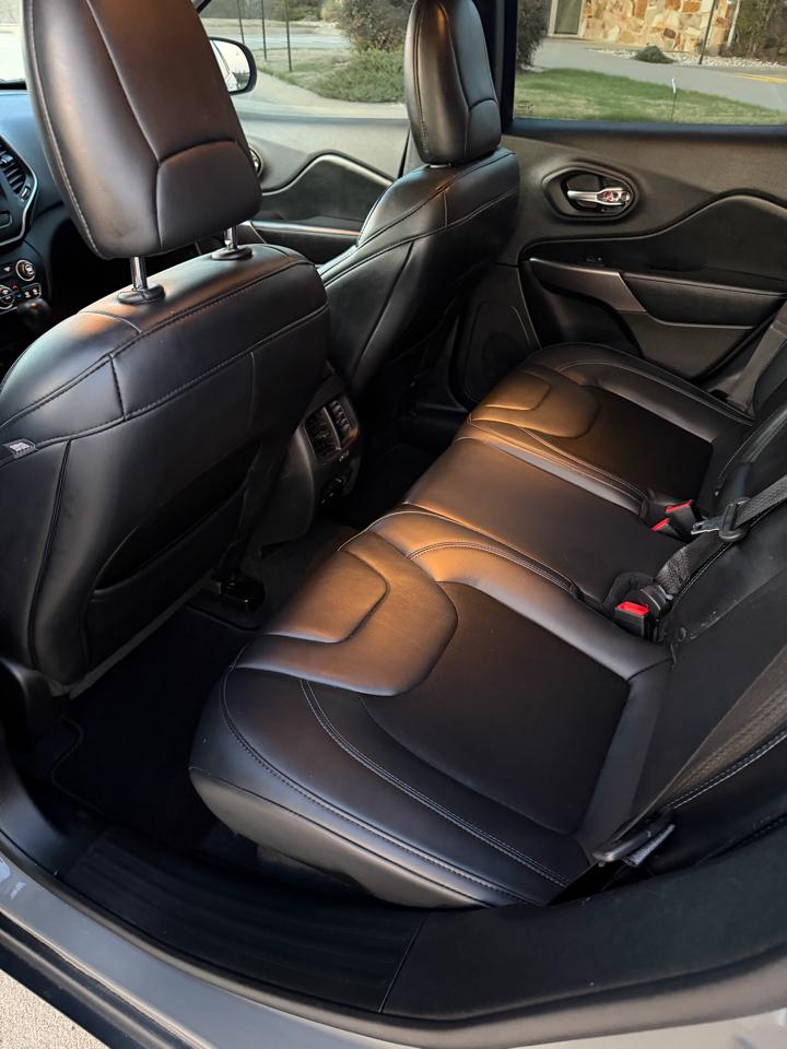 Jeep Cherokee Latitude FWD 2019