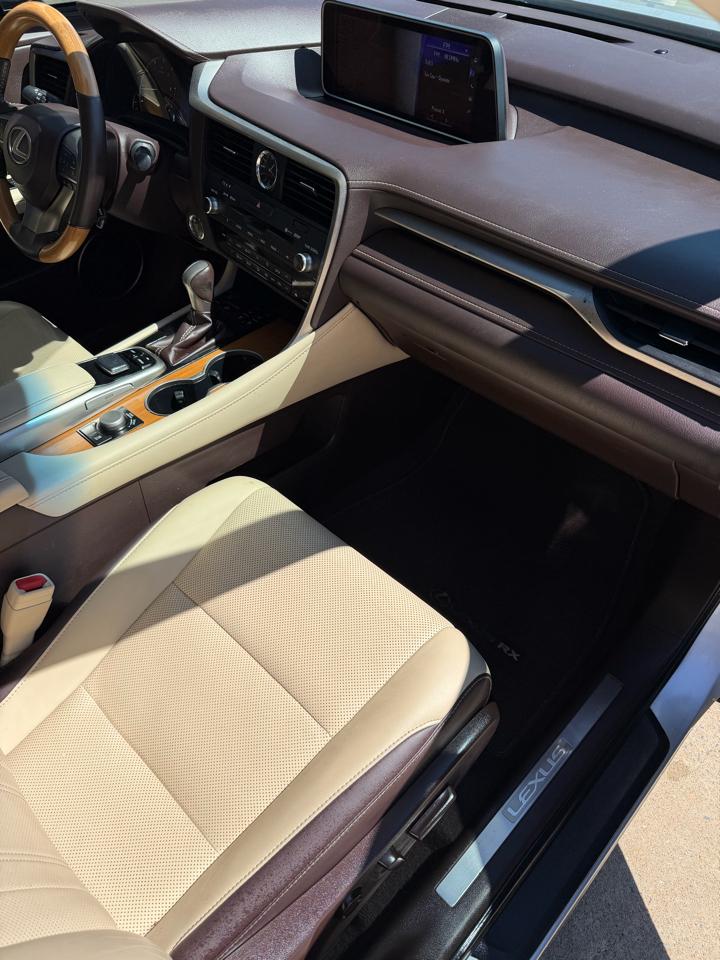 Lexus RX RX 350 FWD 2017