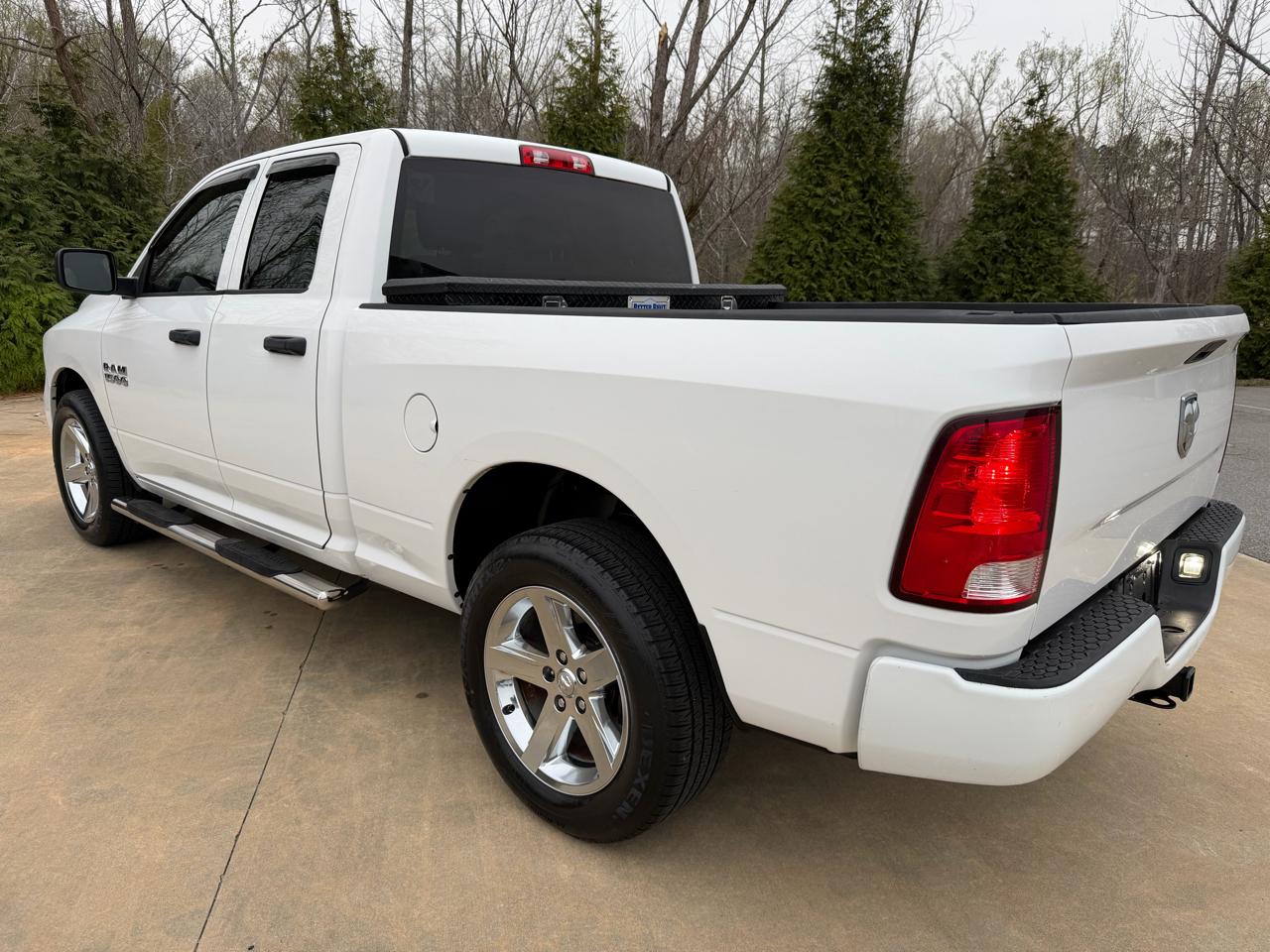 RAM 1500 Tradesman Quad Cab 2WD 2014