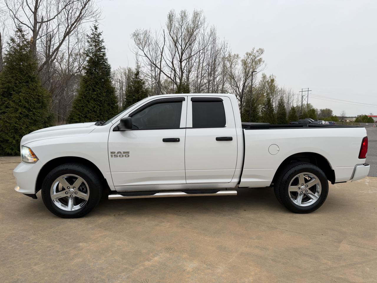 RAM 1500 Tradesman Quad Cab 2WD 2014