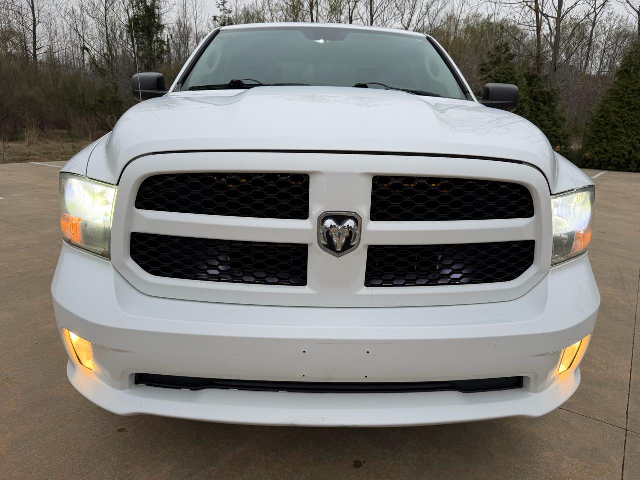 RAM 1500 Tradesman Quad Cab 2WD 2014
