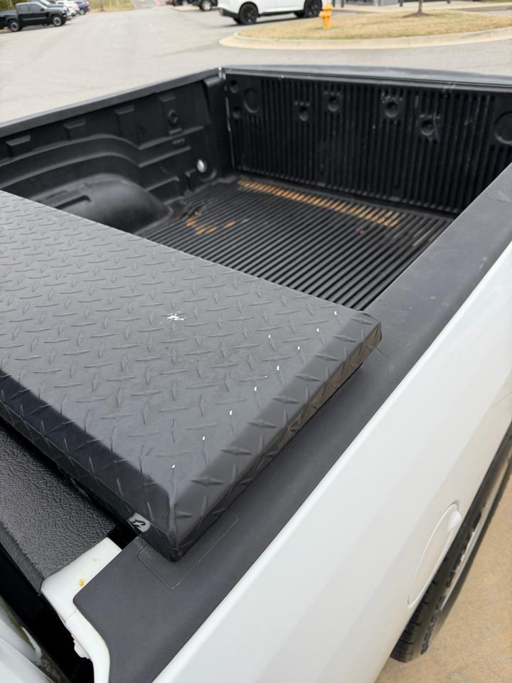 RAM 1500 Tradesman Quad Cab 2WD 2014