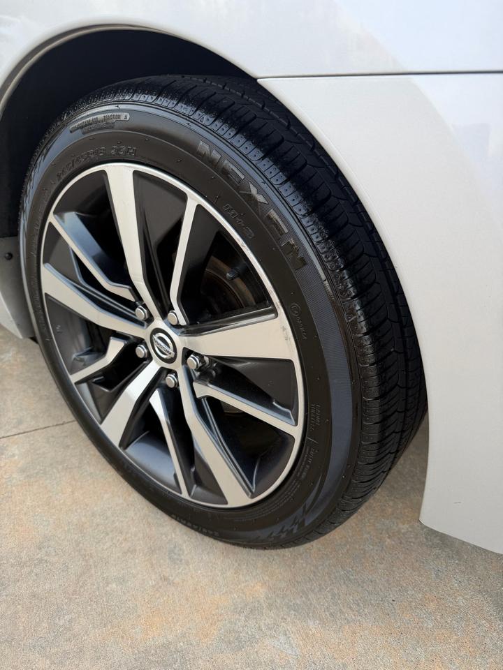 Nissan Maxima SL 3.5L 2019