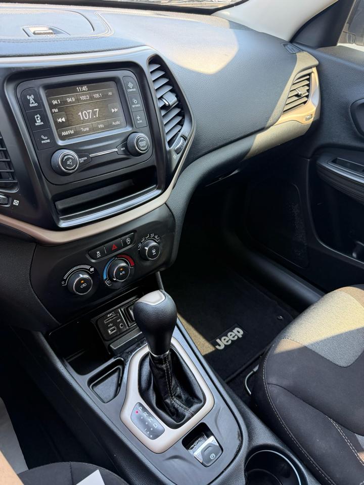 Jeep Cherokee Altitude FWD 2016