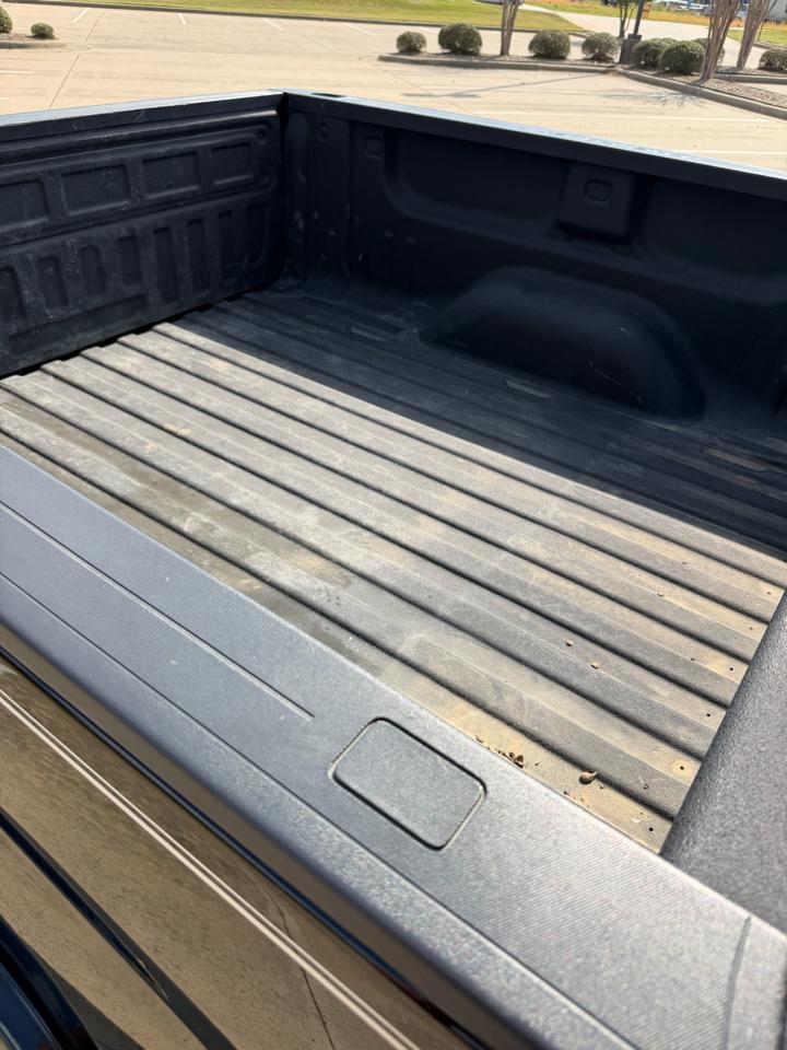 Chevrolet Silverado 1500 High Country Crew Cab 4WD 2016