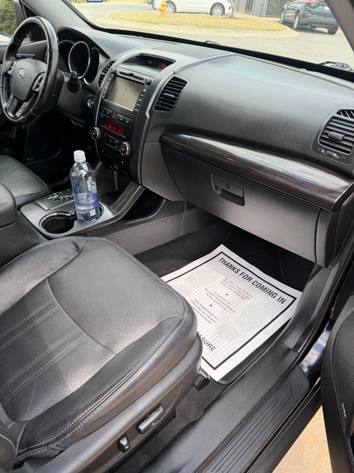 Kia Sorento EX 4D SUV FWD 2012