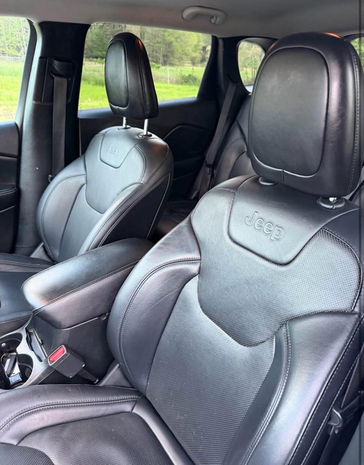 Jeep Cherokee Limited FWD 2019