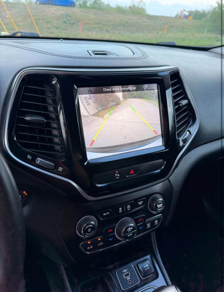 Jeep Cherokee Limited FWD 2019