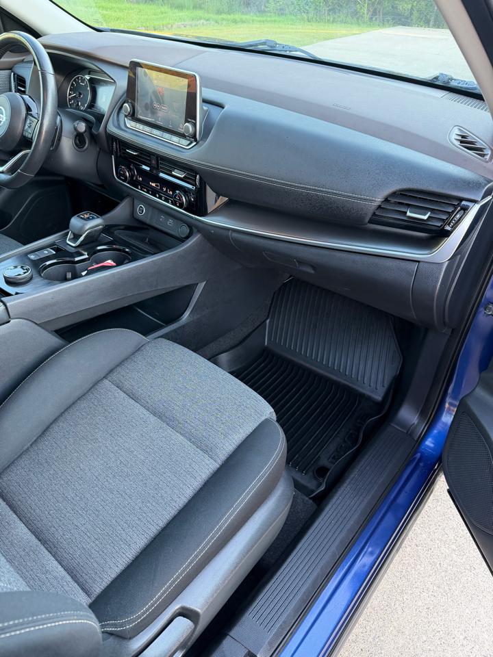 Nissan Rogue SV 4D SUV AWD 2021