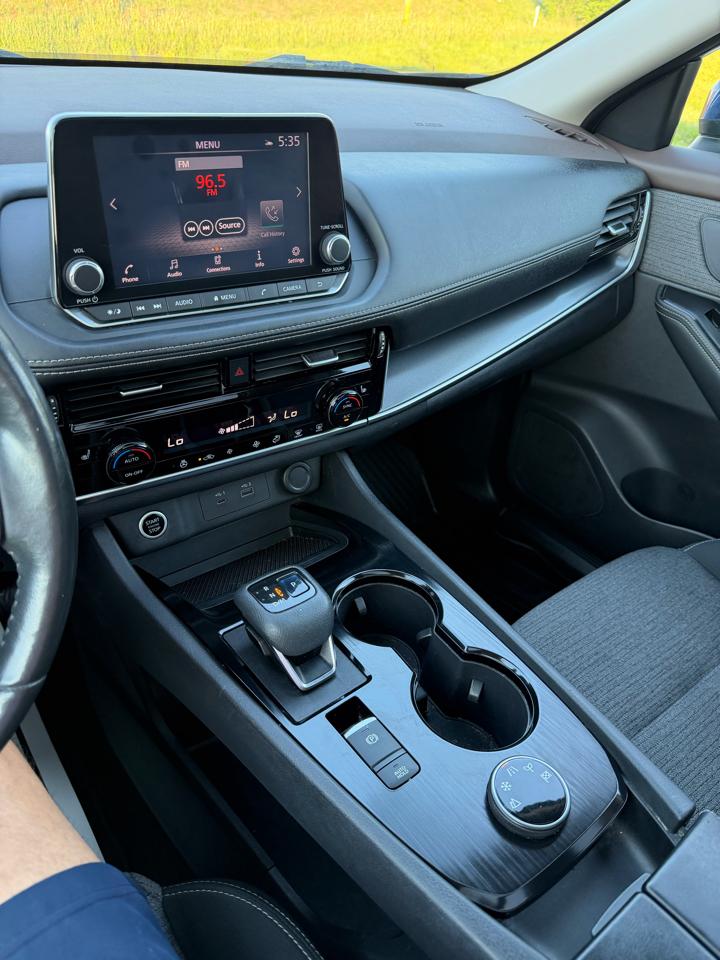 Nissan Rogue SV 4D SUV AWD 2021