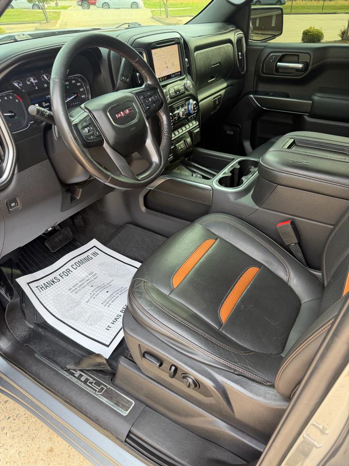 GMC Sierra 1500 AT4 Crew Cab 4WD 2020
