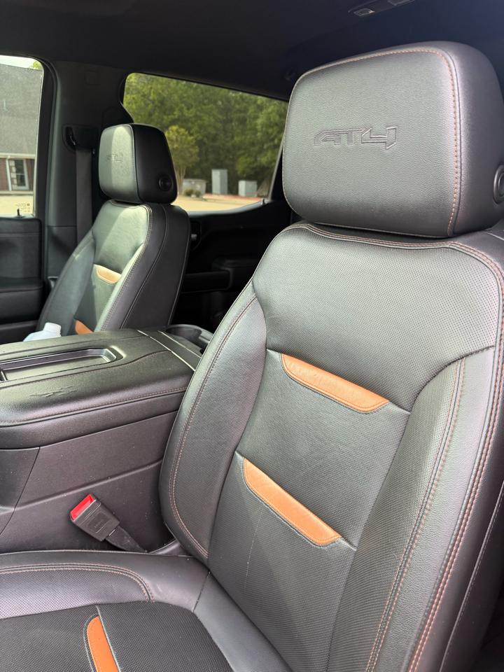 GMC Sierra 1500 AT4 Crew Cab 4WD 2020