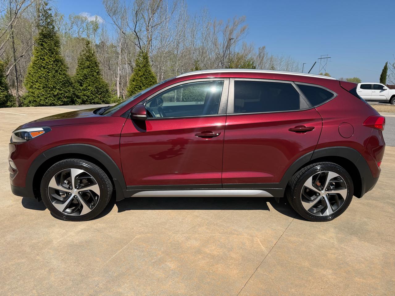 Hyundai Tucson Sport 4D SUV AWD 2017